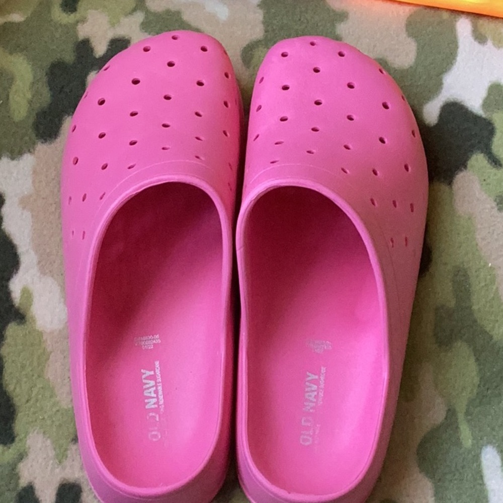 Old Navy Pink Clogs